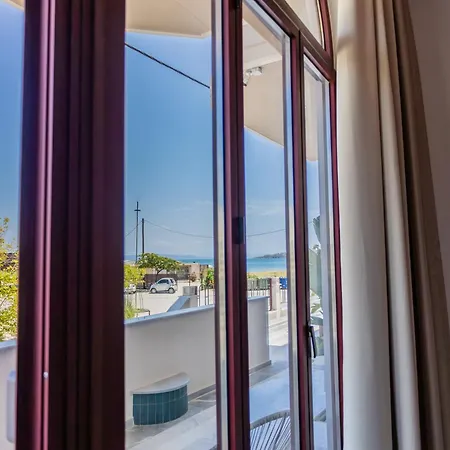 Leisure Escape With A Sea View By Salt Casa de Férias *